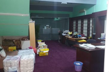 Oakland Commercial Centre