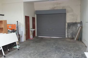 Oakland Commercial Centre