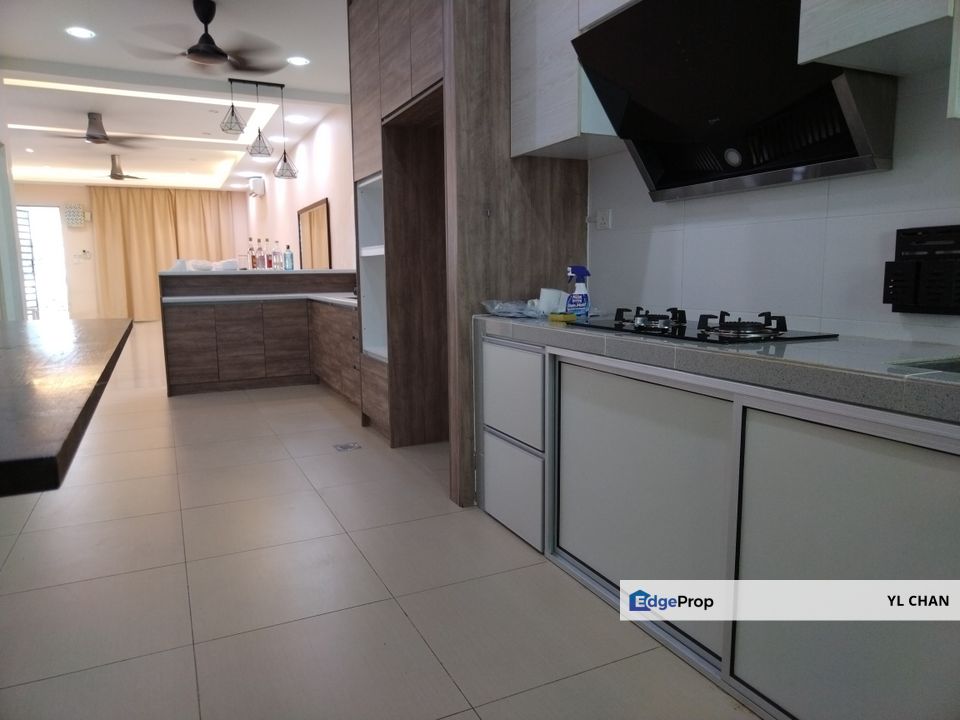 Bandar Sri Sendayan Hijayu 3 Partially Furnished Double Storey House for Rent, Negeri Sembilan, Seremban