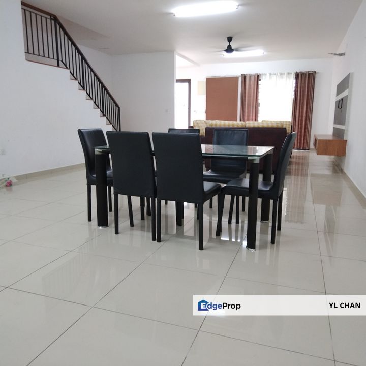 Partially Furnished Bandar Sri Sendayan Superlink Double Storey for Rent, Negeri Sembilan, Siliau