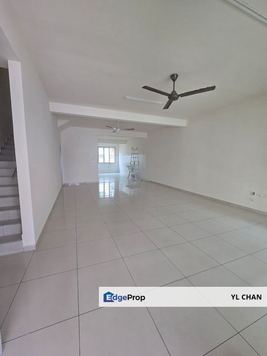 Bandar Sri Sendayan Hijayu 3 Double Storey Intermediate for Sale, Negeri Sembilan, Siliau