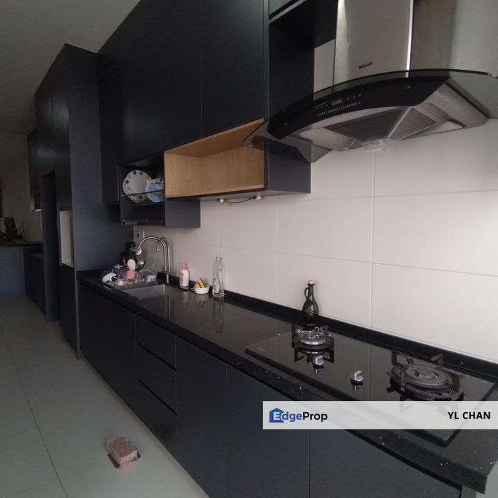 Partially Furnished Bandar Sri Sendayan Double Storey House for Rent, Negeri Sembilan, Seremban