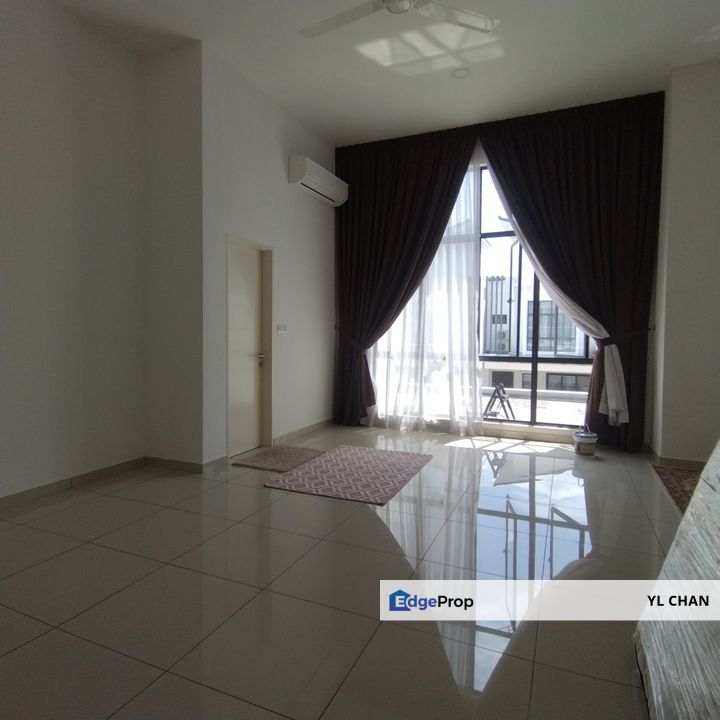 Partially Furnished Bandar Sri Sendayan Double Storey House for Rent, Negeri Sembilan, Seremban