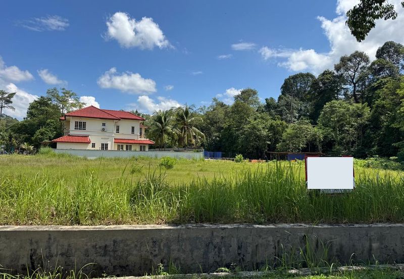 Seksyen 8, Kota Damansara