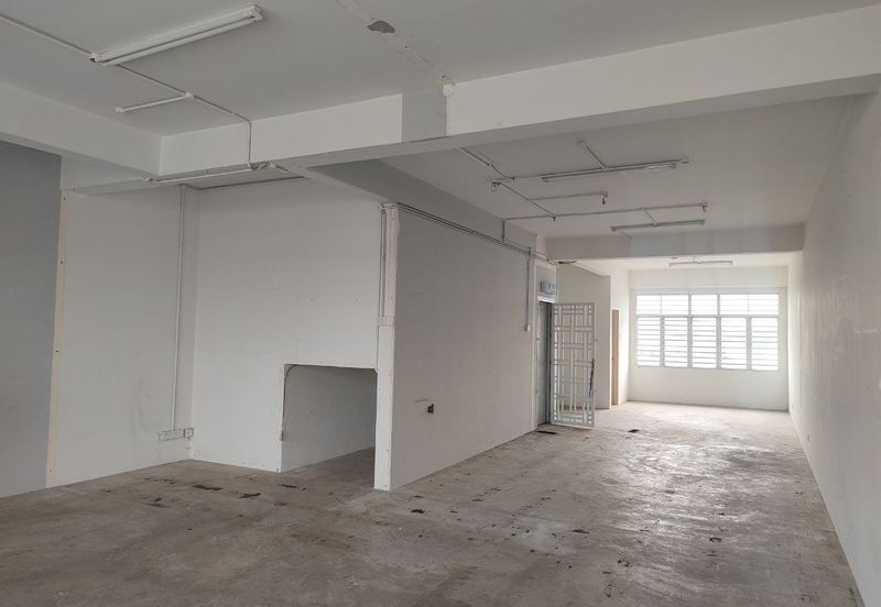 Pusat Perdagangan Seri Kembangan