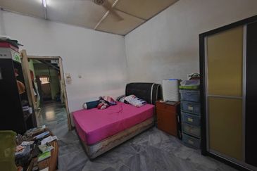 Taman Sri Hijau ( New Green Park )