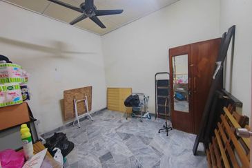 Taman Sri Hijau ( New Green Park )