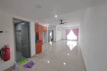 Avia Plus Apartment, Bandar Country Homes