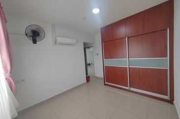 Avia Plus Apartment, Bandar Country Homes