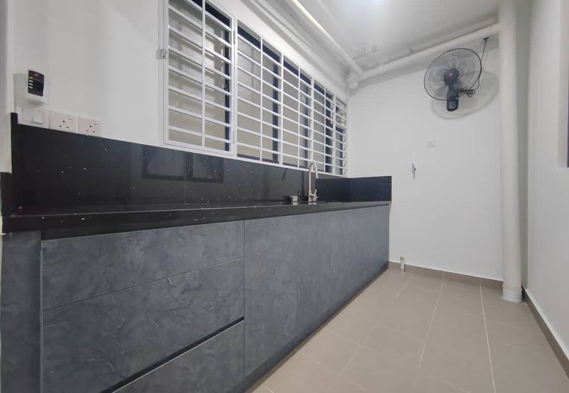 Avia Plus Apartment, Bandar Country Homes