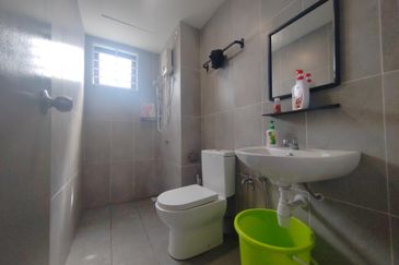 Avia Plus Apartment, Bandar Country Homes