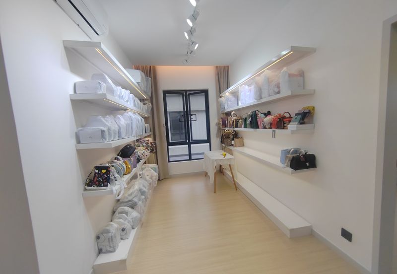 Emerald Garden, Kota Emerald