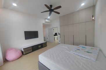 Emerald Garden, Kota Emerald