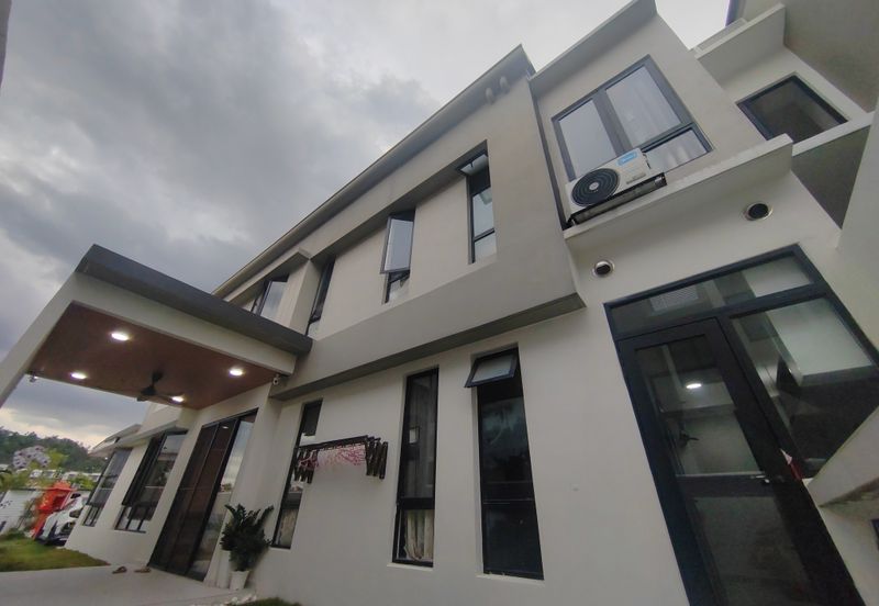 Emerald Garden, Kota Emerald