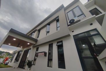 Emerald Garden, Kota Emerald