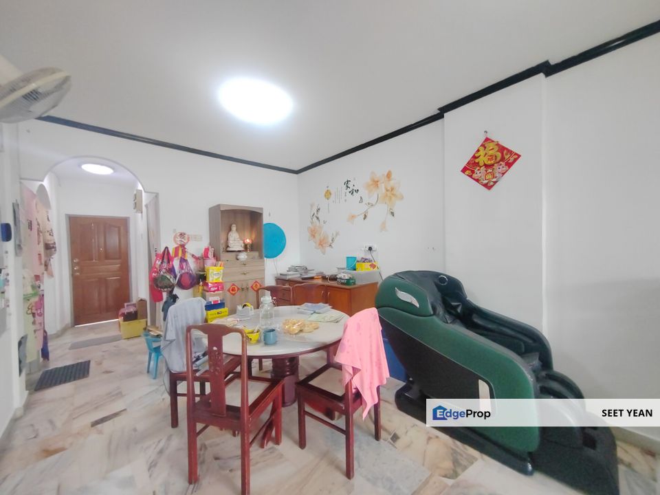 Good Condition Apartment Taman Sri Murni Fasa 2 Selayang For Sale , Selangor, Selayang