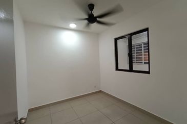 Avia Plus Apartment, Bandar Country Homes