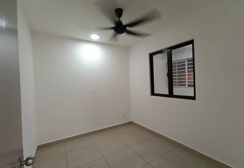 Avia Plus Apartment, Bandar Country Homes