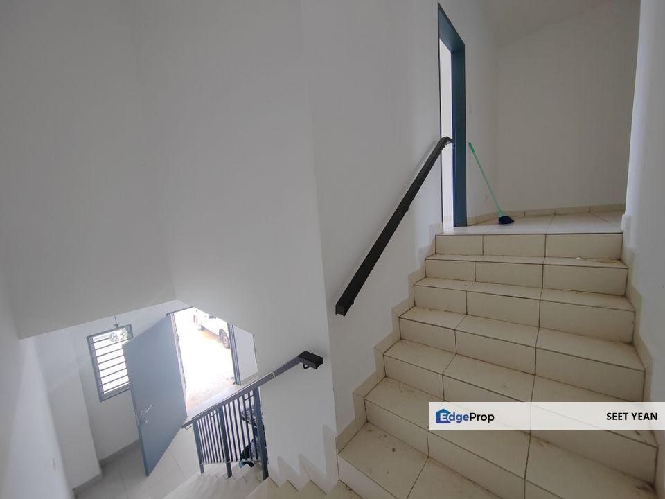2  Storey House Sari Alamanda JALAN 10 For Rent , Selangor, Rawang