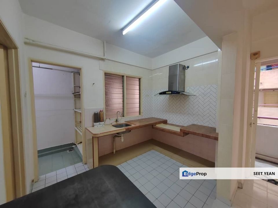 Good Condition Blok Mawar Taman Tun Teja Rawang For Sale , Selangor, Rawang