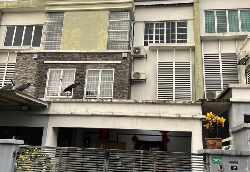 Taman Sri Putra, Sungai Buloh