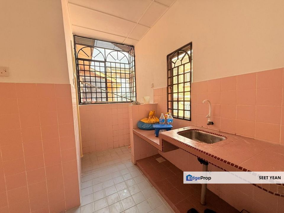 Rajawali Apartment Bandar Country Homes Rawang For Sale , Selangor, Bandar Country Homes