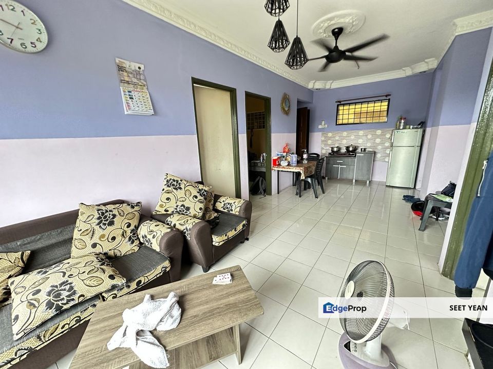 Raya Apartment Bandar Country Homes Rawang For Sale , Selangor, Rawang