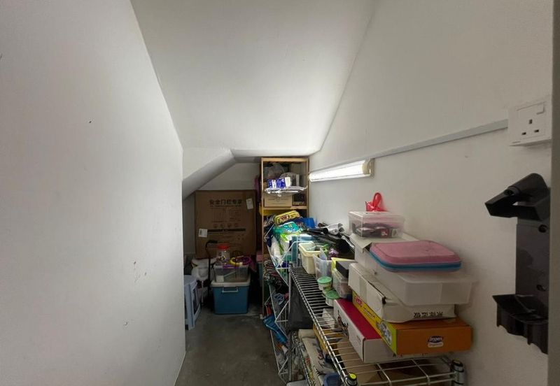 Jalan Kota Emerald 1/8