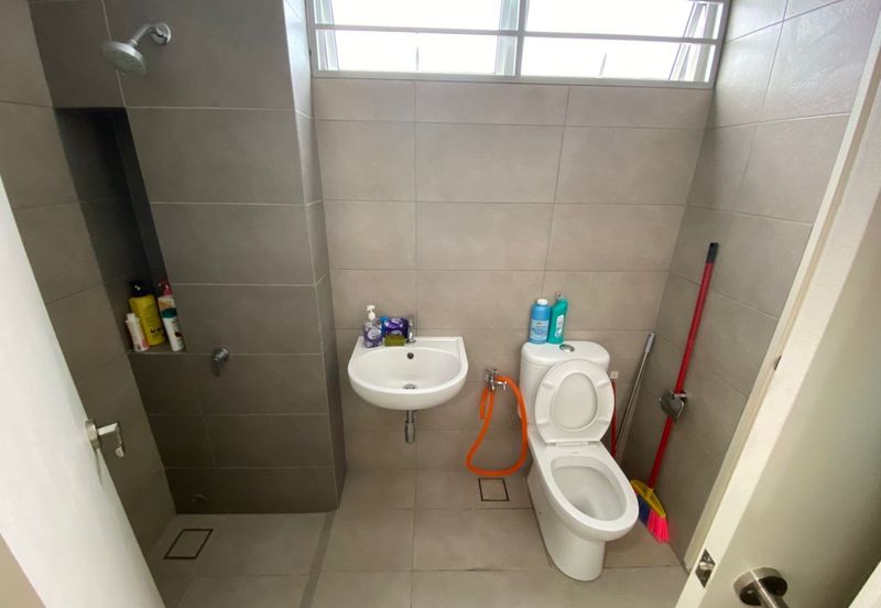 Jalan Kota Emerald 1/8