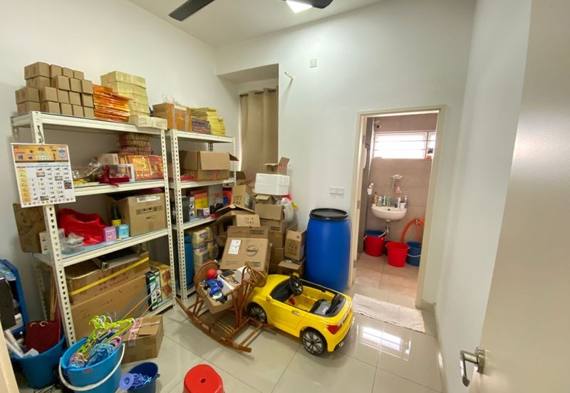 Jalan Kota Emerald 1/8