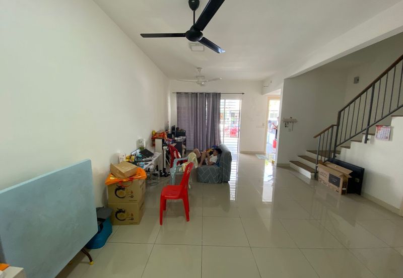 Jalan Kota Emerald 1/8