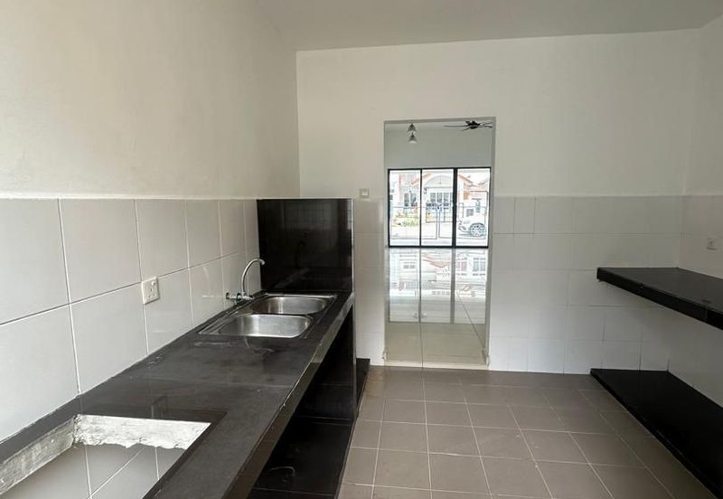 Persiaran Artistik 33/1