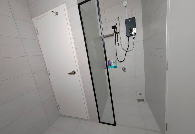 Jalan Kota Emerald 1/9