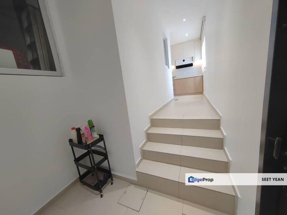 Garland 2 Kota Emerald Rawang , Selangor, Rawang