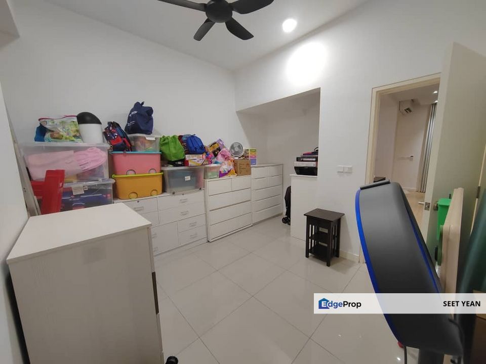 Garland 2 Kota Emerald Rawang , Selangor, Rawang