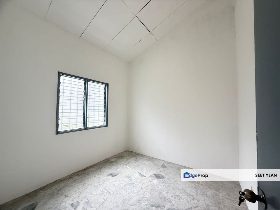 Single Storey Taman Velox Rawang , Selangor, Rawang