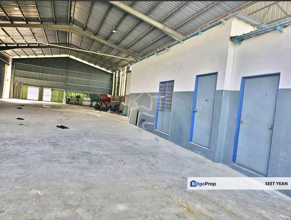 Sungai Bakau Rawang Warehouse , Selangor, Rawang