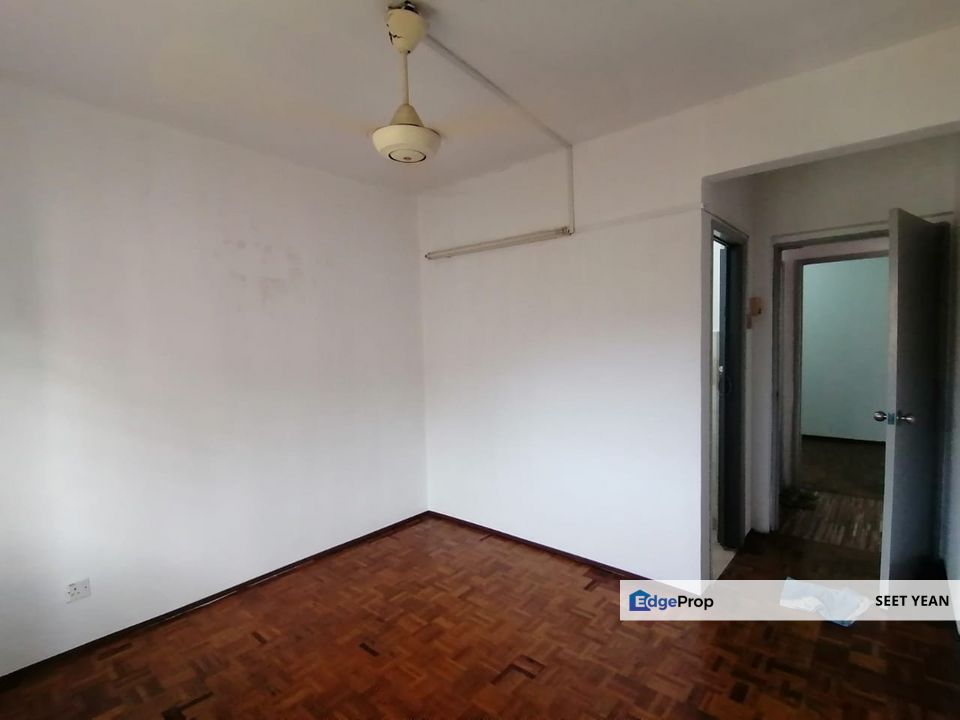  Apartment Anggerik Taman Bunga Raya  Bukit Beruntung Rawang , Selangor, Rawang