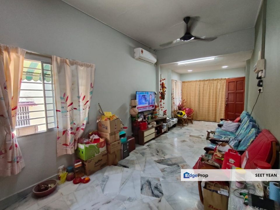 1sr Storey Taman Bukit Rawang Jaya Renovation unit For Sale , Selangor, Rawang