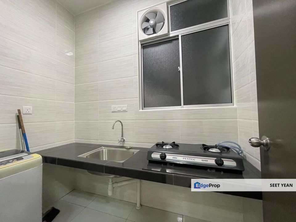 Partially furnished The Henge Kepong For Rent , Kuala Lumpur, Kepong