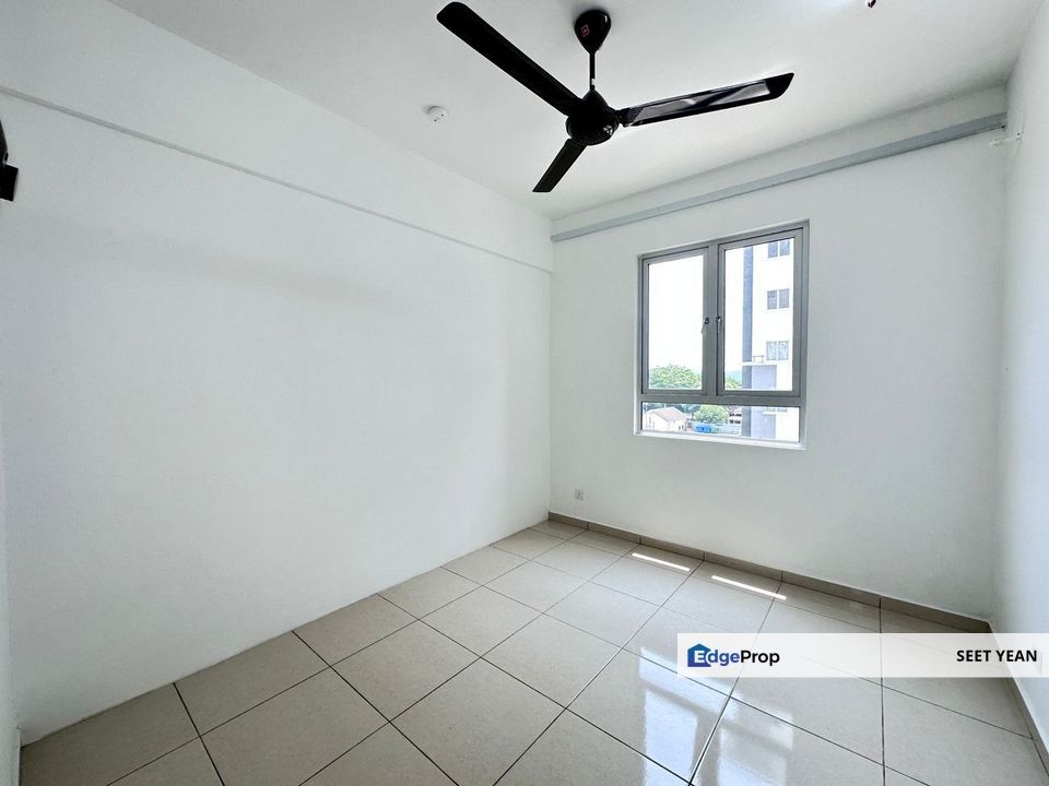Partially Furnished Perdana Park Apartment For Rent , Selangor, Rawang