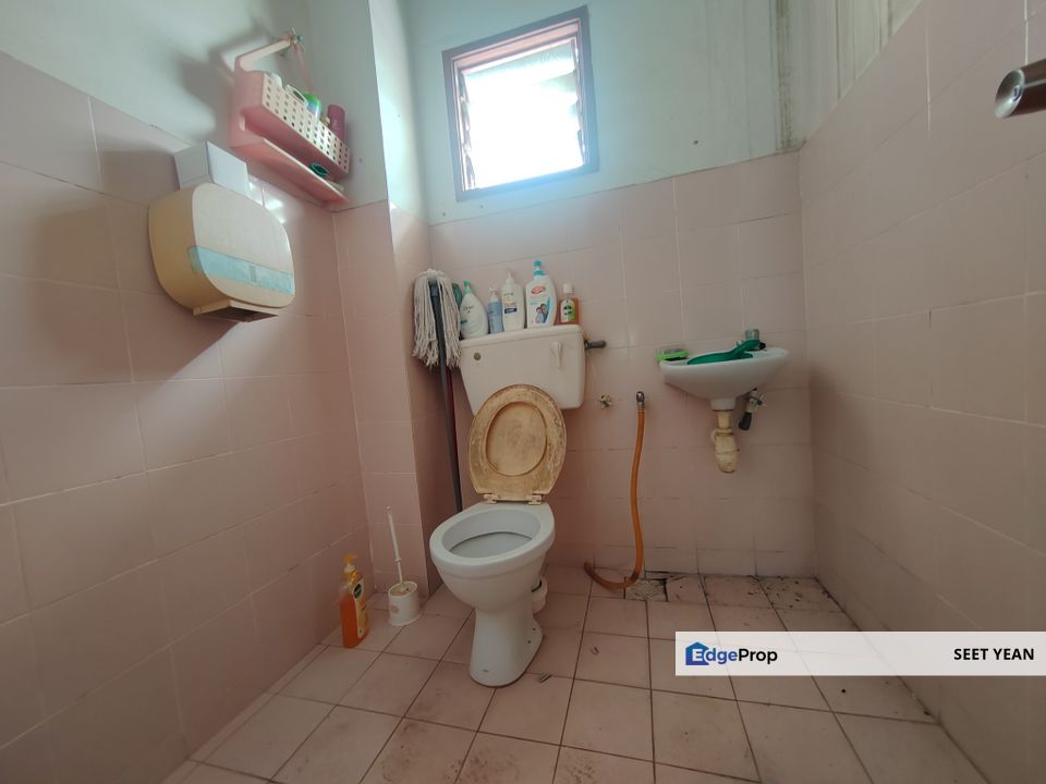 1sty Floor Rawang Putra Town House For Sale , Selangor, Rawang