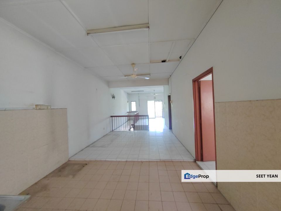 1sty Floor Rawang Putra Town House For Sale , Selangor, Rawang