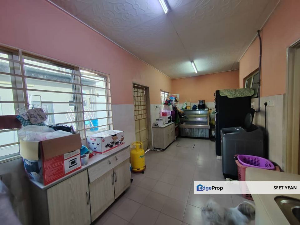 Spacious 20x70 Double Storey @ Tun Perak Rawang , Selangor, Rawang