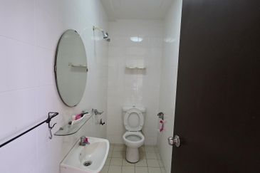 Desa ParkCity (Nadia Parkfront Condominium)