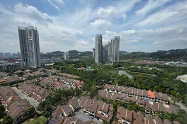 Desa ParkCity (Nadia Parkfront Condominium)