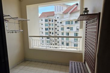 Desa ParkCity (Nadia Parkfront Condominium)