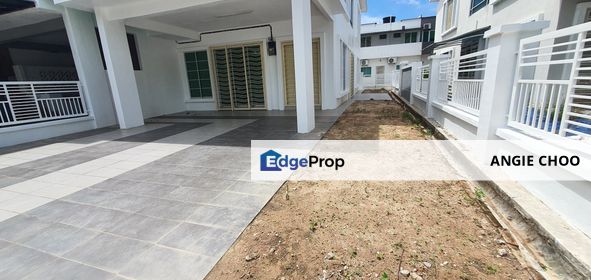 Nusari Aman 2 Bandar Sri Sendayan End-lot with Land For Sale, Negeri Sembilan, Seremban