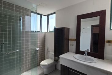 Desa ParkCity (Nadia Parkfront Condominium)