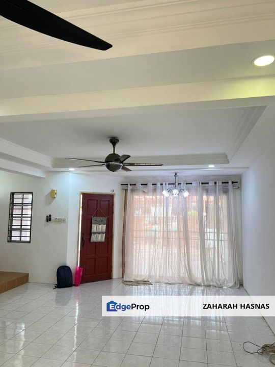 TAMAN CHERAS IDAMAN KAJANG CHEAPEST DOUBLE STOREY RENOVATED FOR SALE, Selangor, Kajang